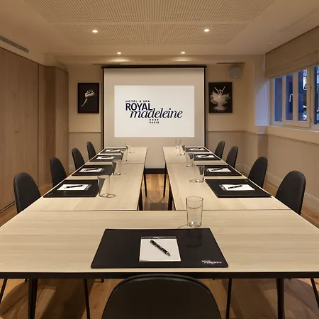 Hotell Royal Madeleine & 4*