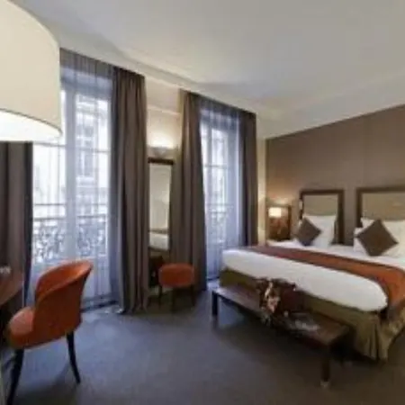 Hotell Royal Madeleine & 4*