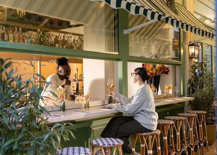 Hotel Royal Madeleine & 4*