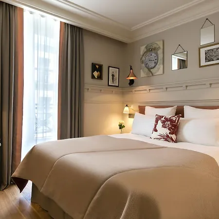 Hotel Royal Madeleine & 4*