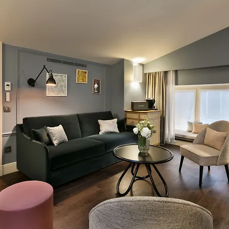 Royal Madeleine & מלון 4*