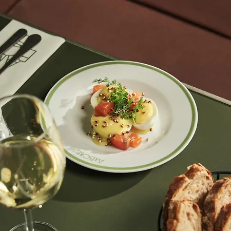 Royal Madeleine & 4* פריז