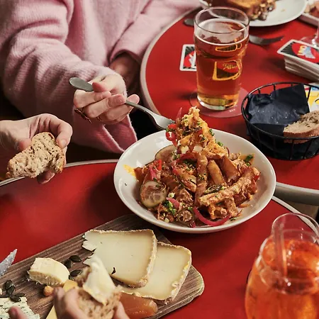 Royal Madeleine & 4* פריז