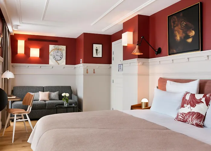 Royal Madeleine & 4*