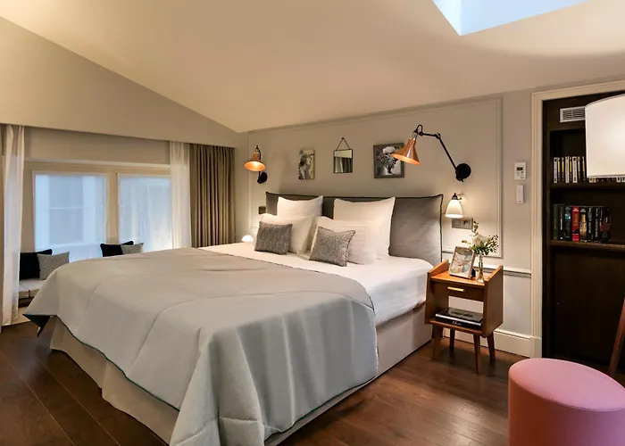 Royal Madeleine & Hotel