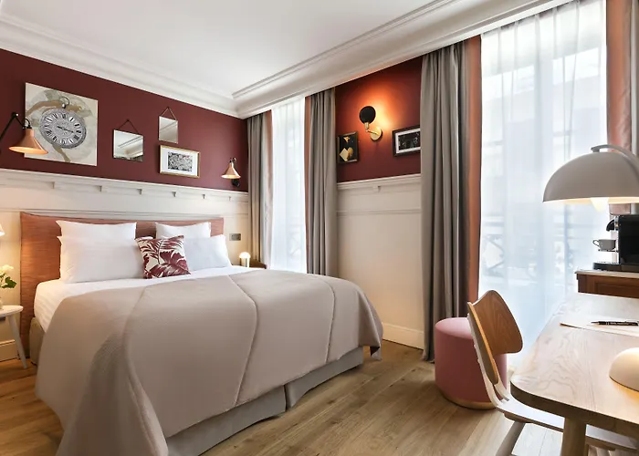 Hotel Royal Madeleine & 4*