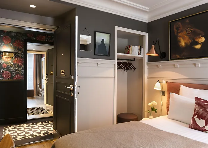 Hotel Royal Madeleine & 4*