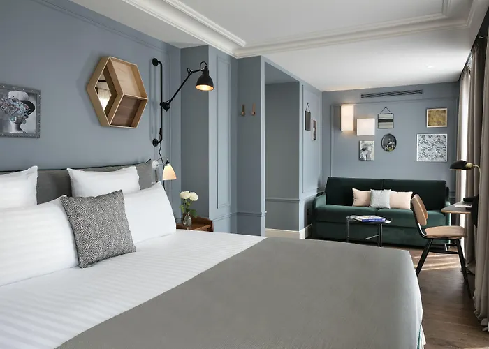 Hotel Royal Madeleine & 4*