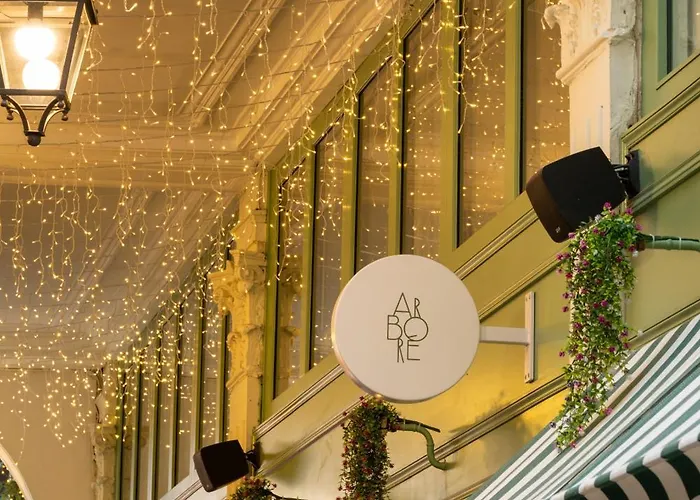 Royal Madeleine & 4* Paris