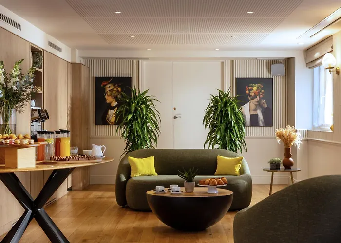 Royal Madeleine & Paris