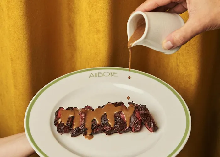 Hotel Royal Madeleine & 4*