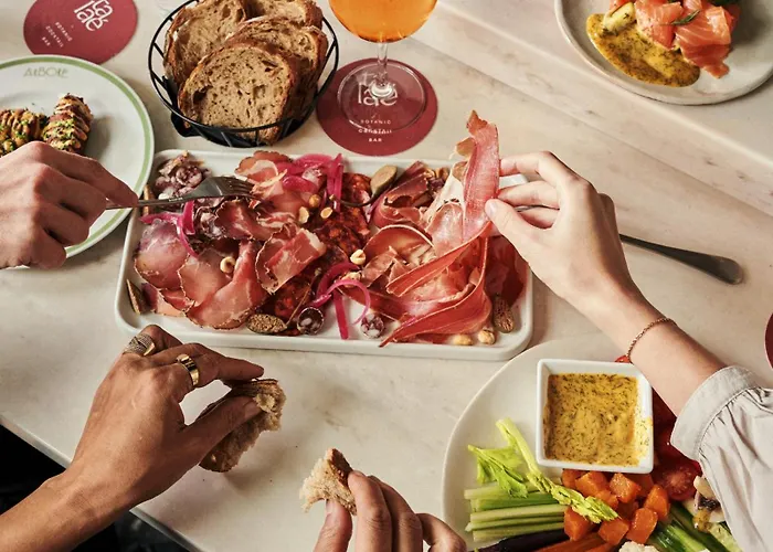 Royal Madeleine & Paris