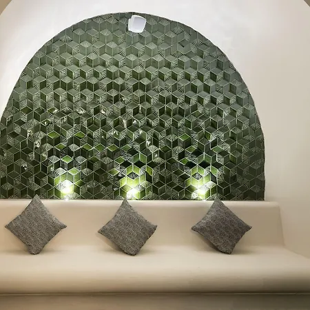 Royal Madeleine & Отель