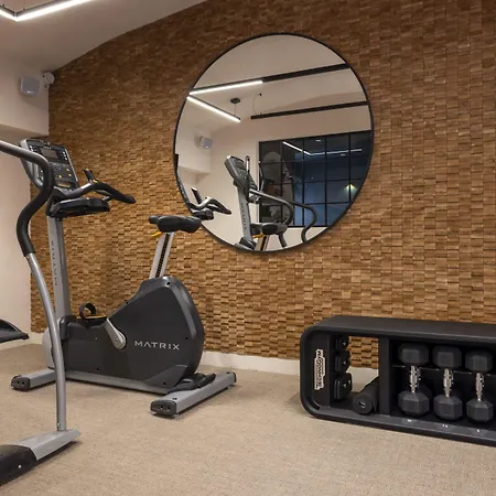 Royal Madeleine & Отель